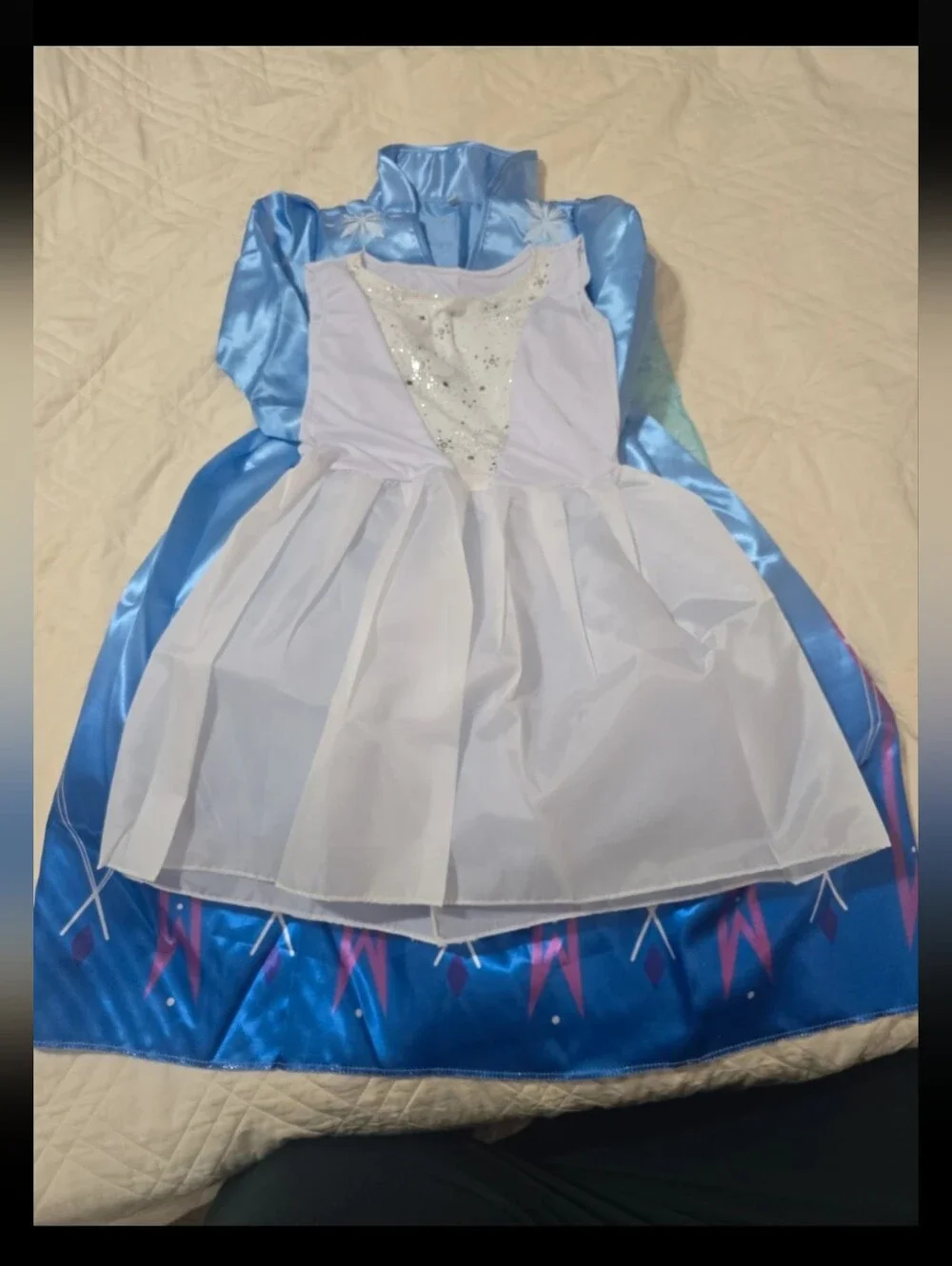 Girls 8 Light Blue Frozen Princess Costume Dress with Snowflake Accents